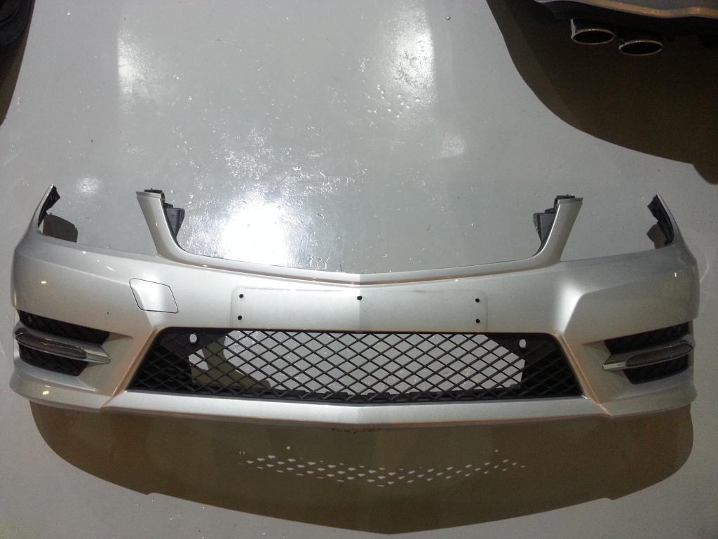 WTS W204 FaceLift & Pre FL AMG Bumpers SGMerc Car Mart SGMerc