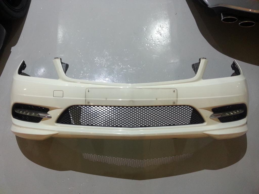 WTS W204 FaceLift & Pre FL AMG Bumpers SGMerc Car Mart SGMerc