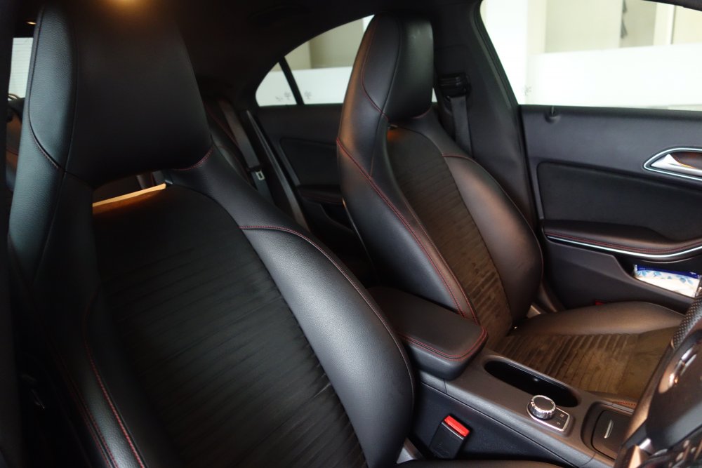 5_seats_front.JPG