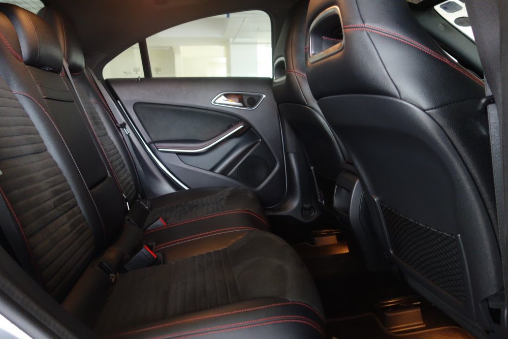 6_seats_back.JPG