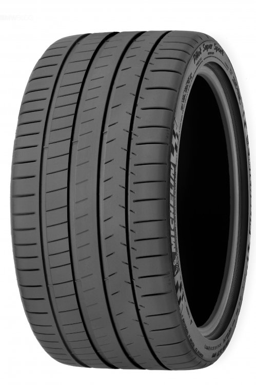 michelin-pilot-super-sport-bmw-x6-m-04.jpg