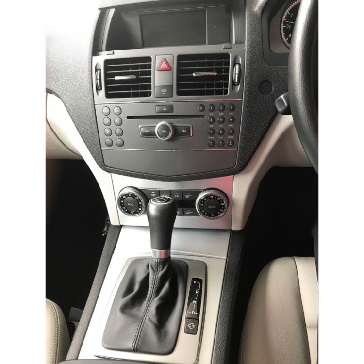 mercedesbenz_cclass_c180k_1503286758_62fcf65d3.jpg