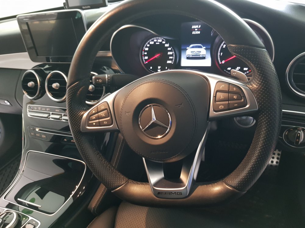 WTS used C Class W205 AMG Steering wheel with c63 stitched airbag