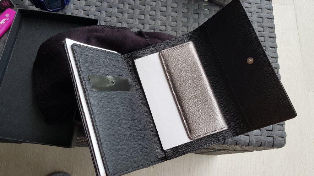 lady_wallet_3.jpg