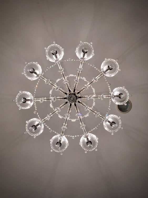 Swarosvski Chandelier 4.jpg