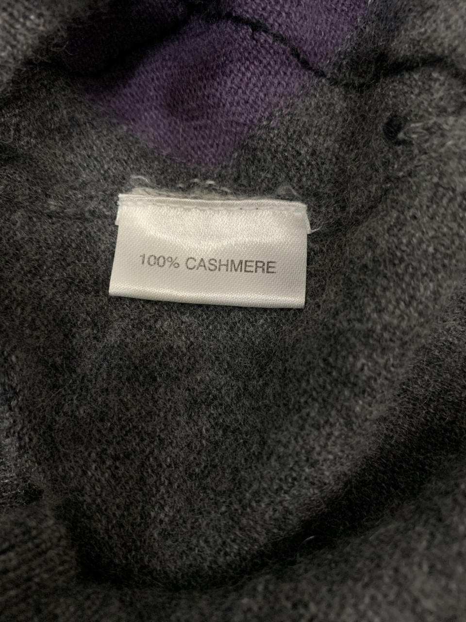 WTS: 100% Cashmere long sleeve by Zume. Size L. - SGMerc Car Mart ...