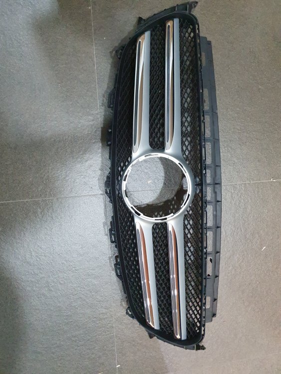 Front_Grille.jpg