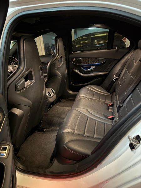 Interior5.jpeg